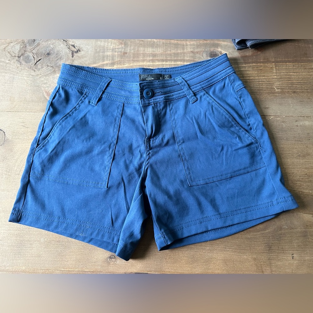NEW navy prana halle shorts